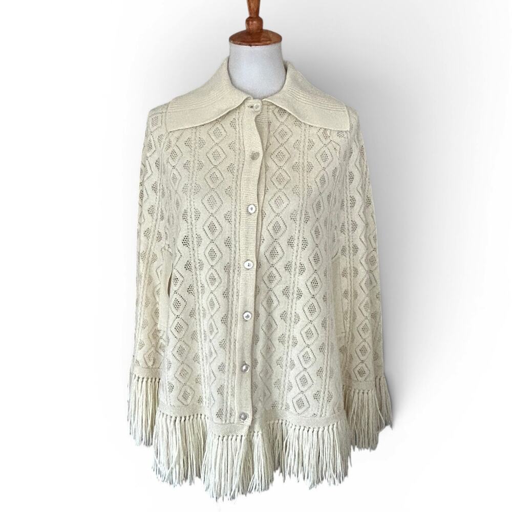 Vintage 1970s Cream Knit Button Front Poncho Sweater Fringe S/M